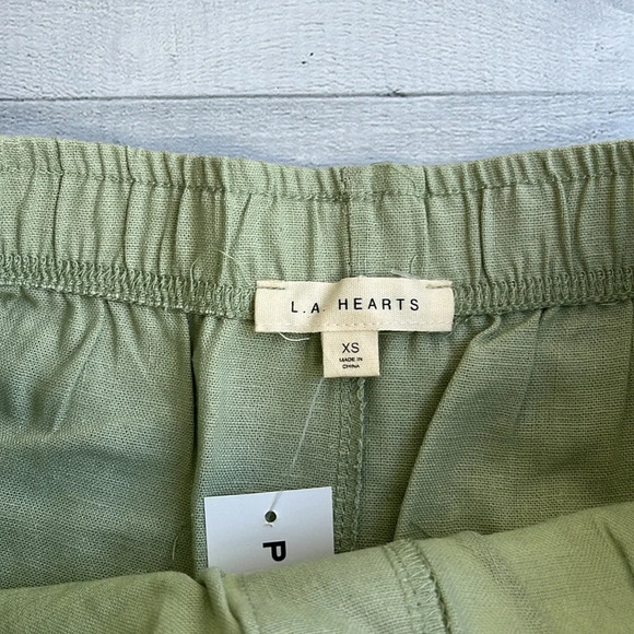 NWT LA Hearts Light Green Linen Shorts XS - Picture 4 of 6